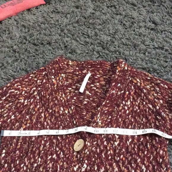 Leo and Nicole thick sweater cardigan Slight bell sleeve - Picture 3 of 6